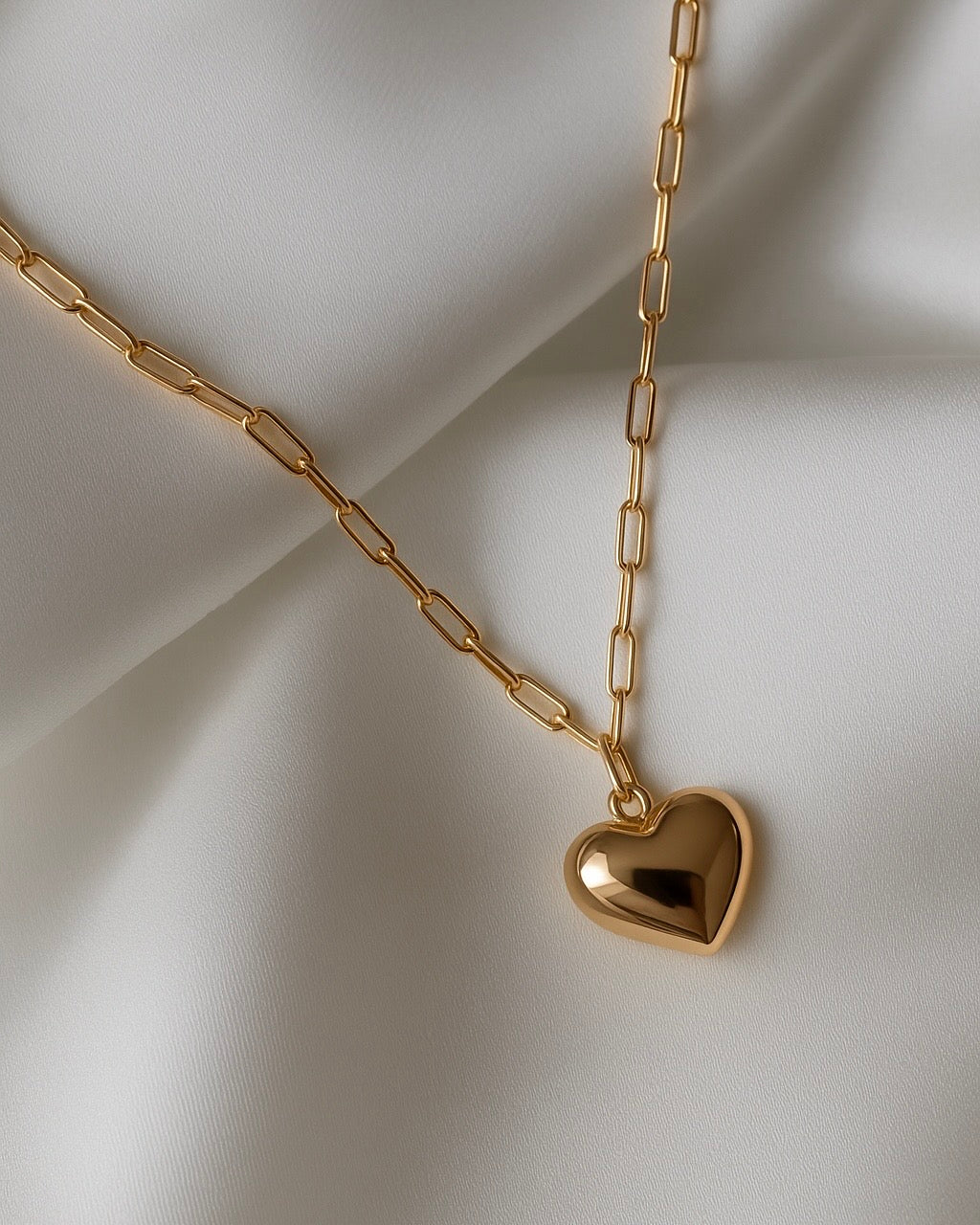 MB Rose Heart Necklace