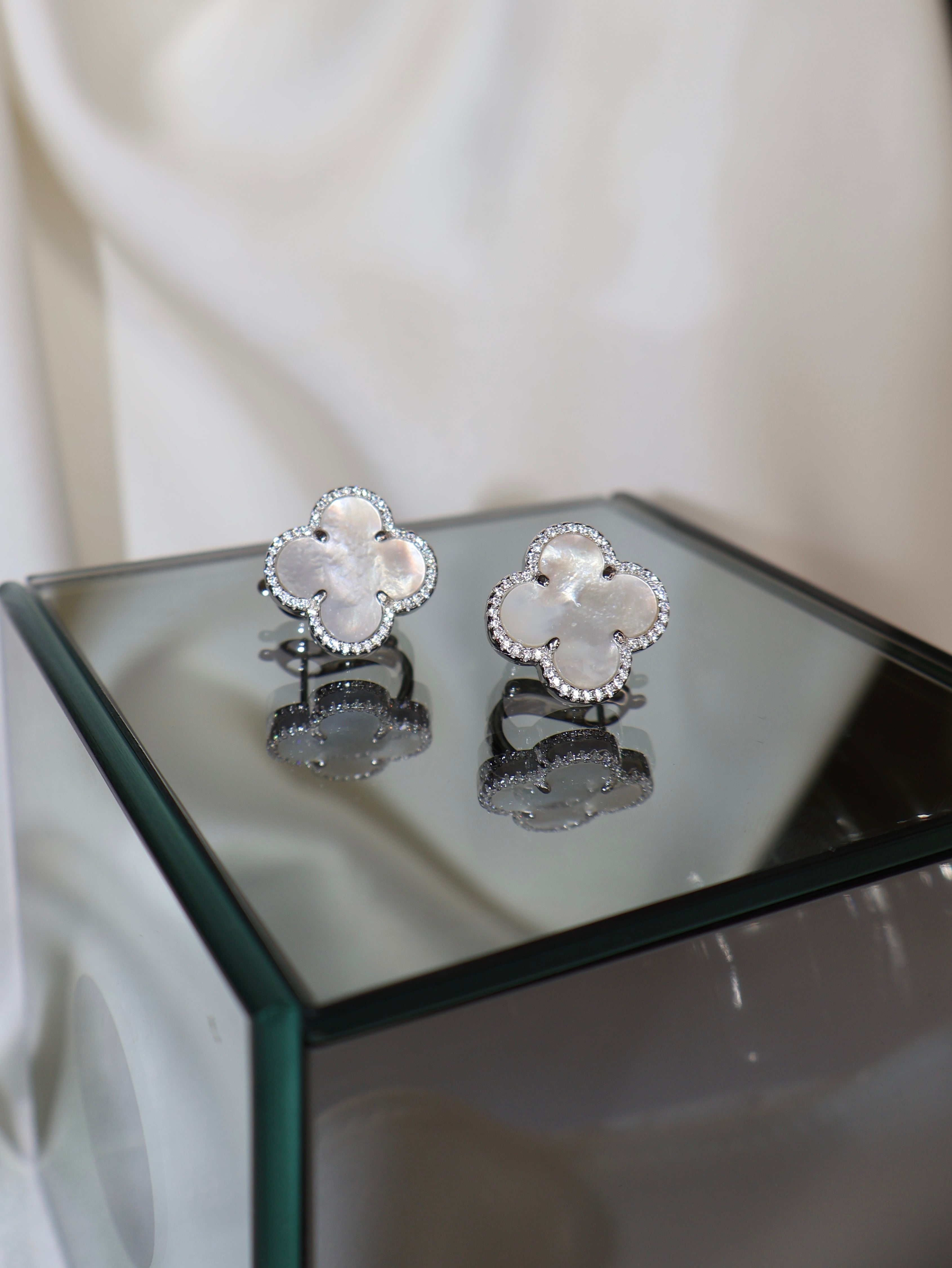 MB Alhambra White Set 2 in 1