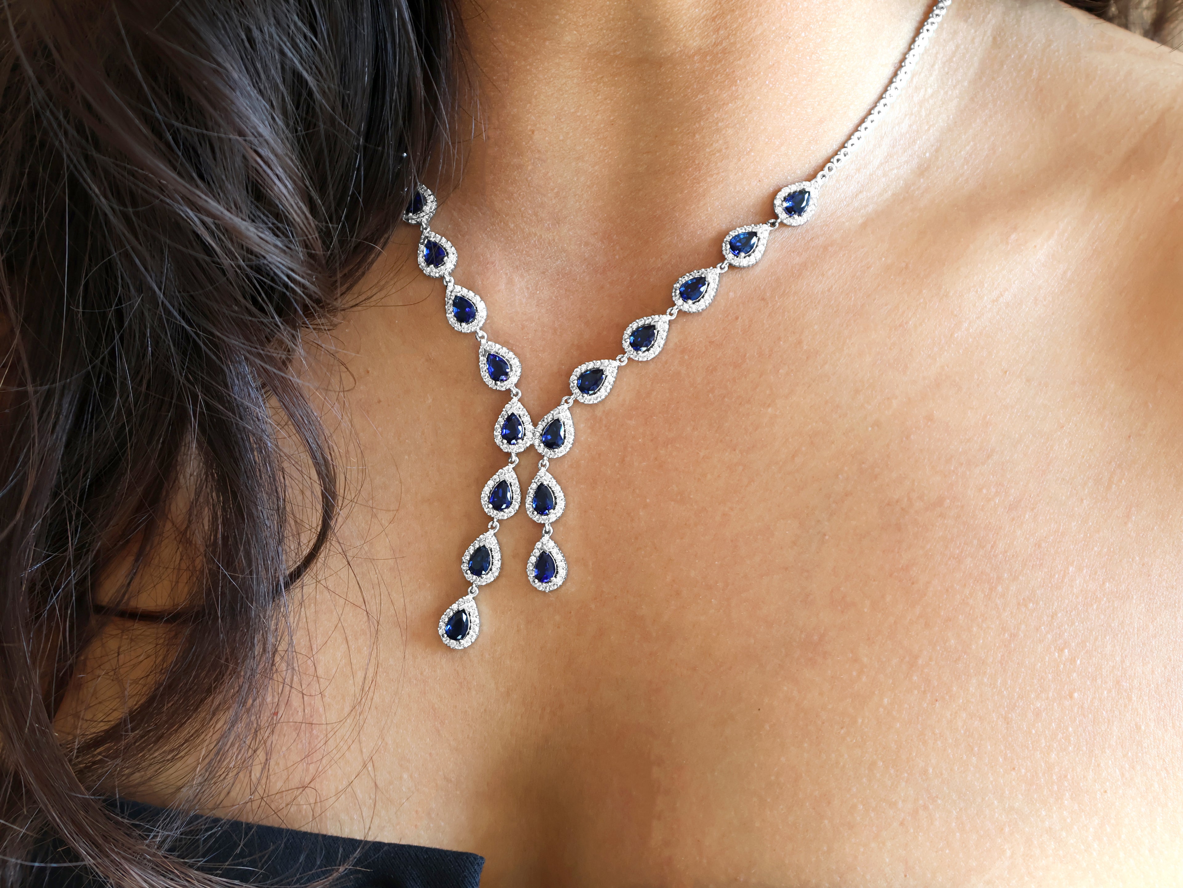 MB Angel Teardrop Necklace Set