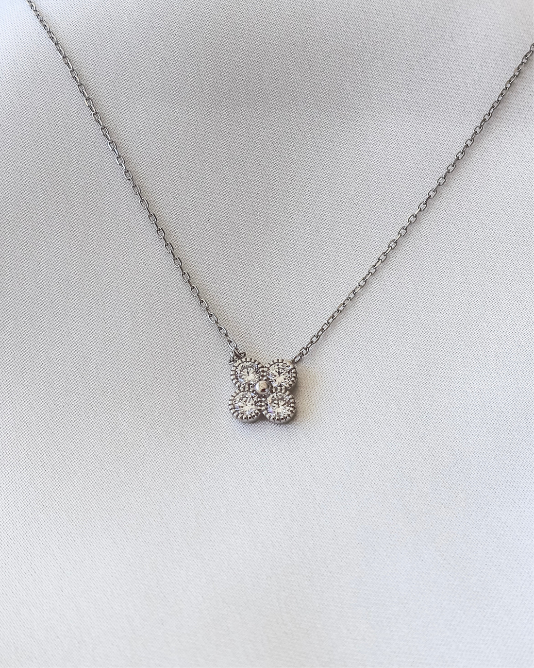 Floral Pendant Necklace