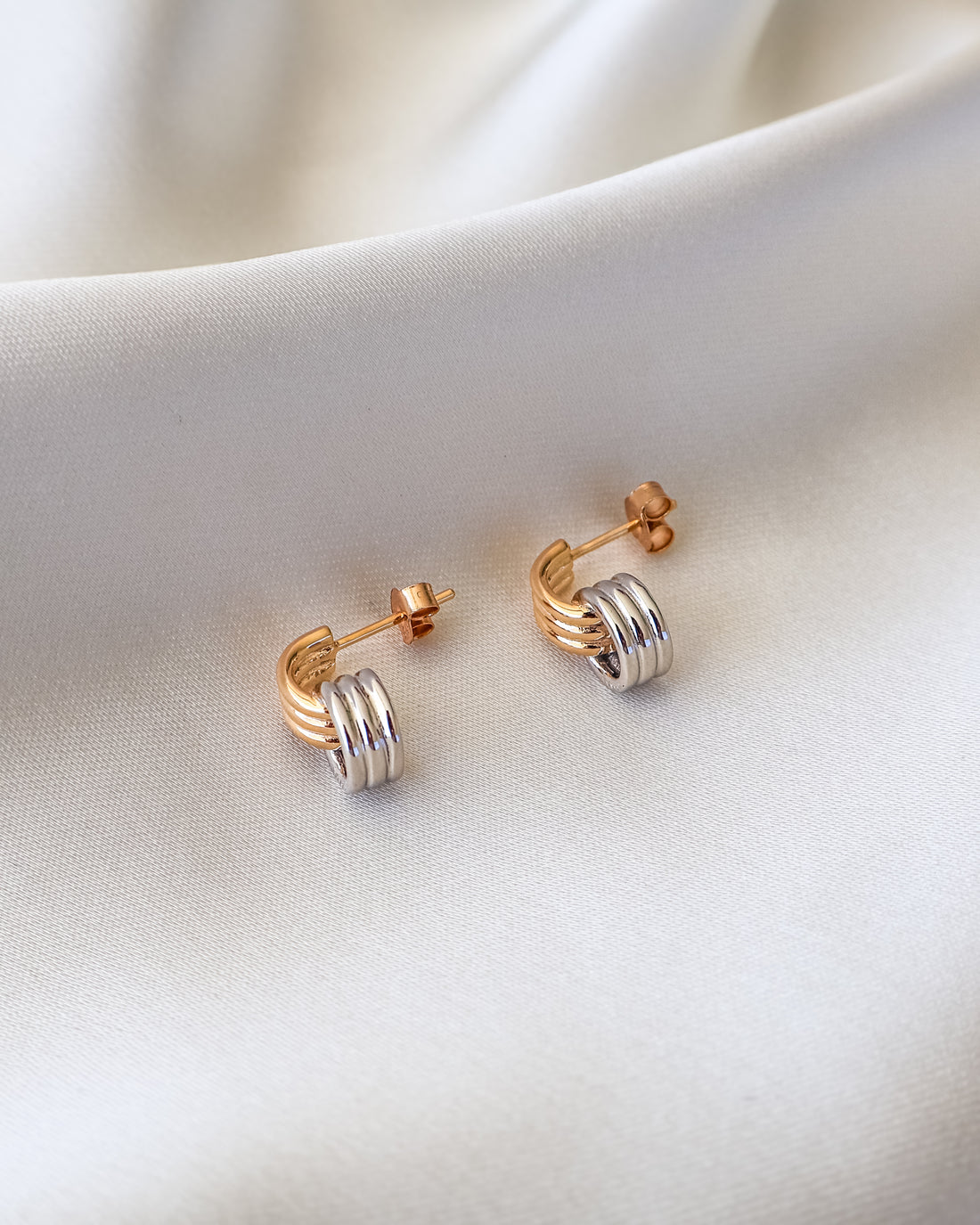 Aurelia Mini Hoop Earrings