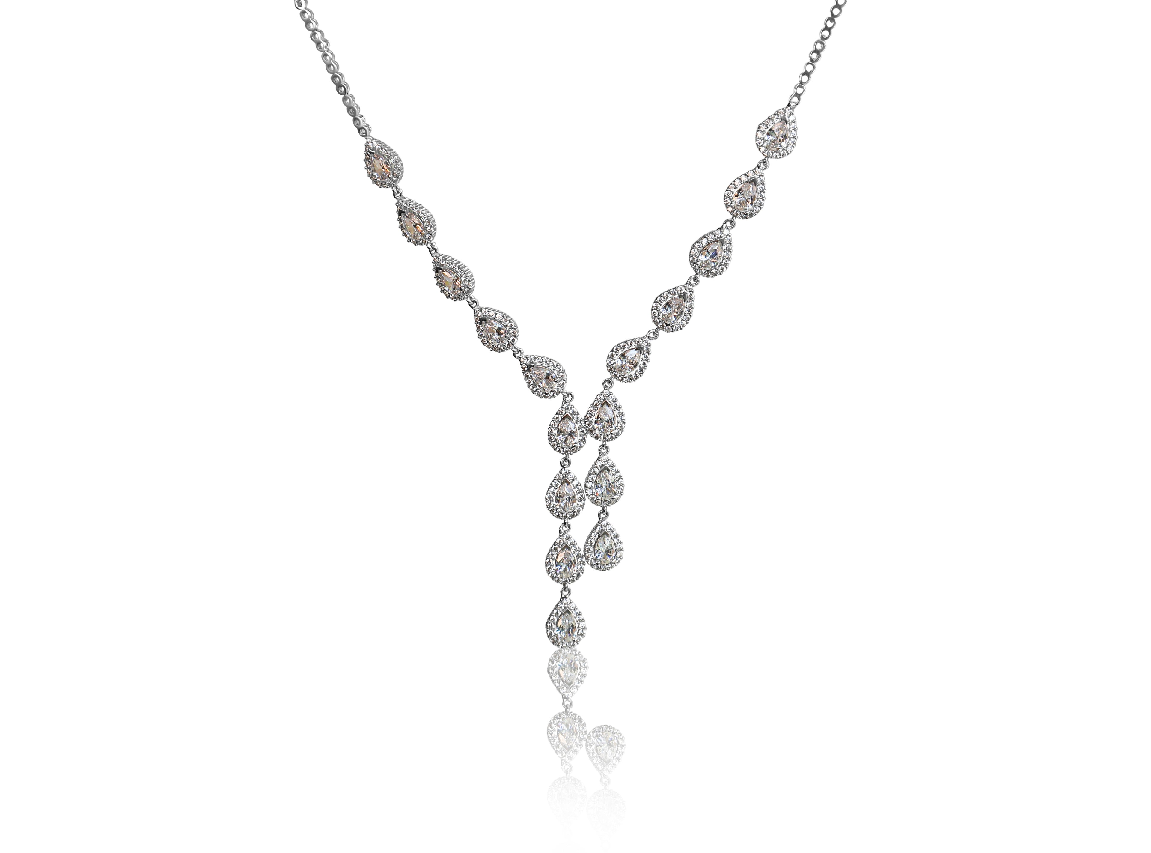 MB Angel Teardrop Necklace Set