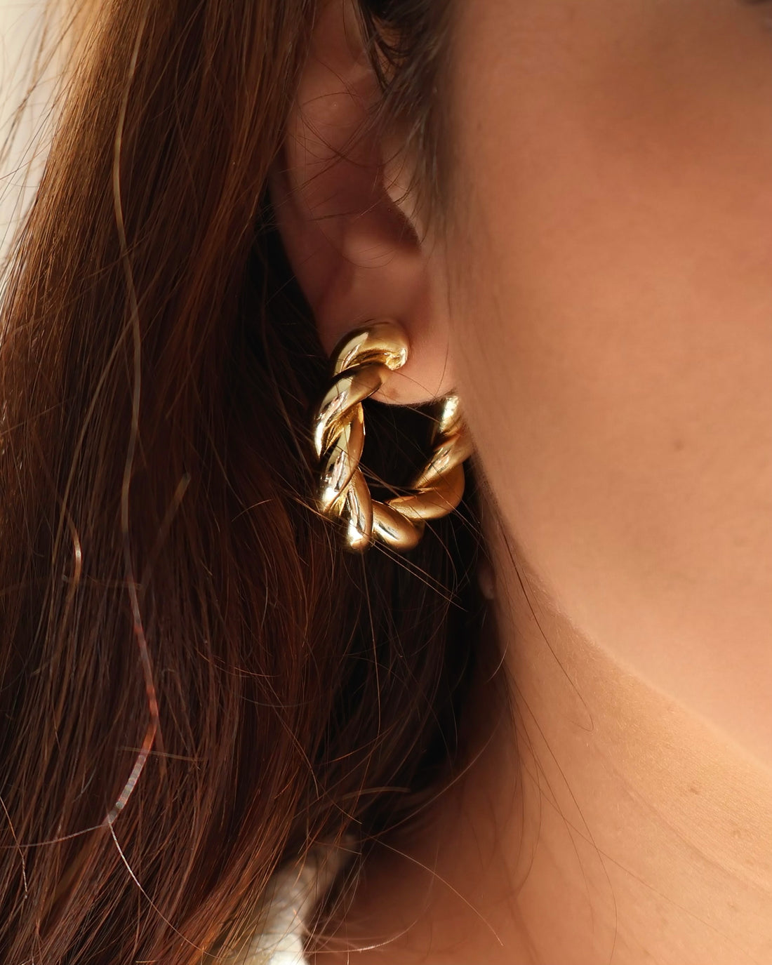 MB Olivia Golden Earrings