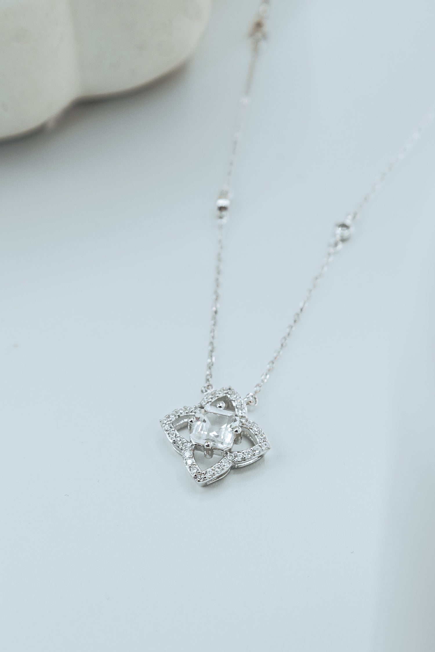 MB Crystal Alhambra Necklace