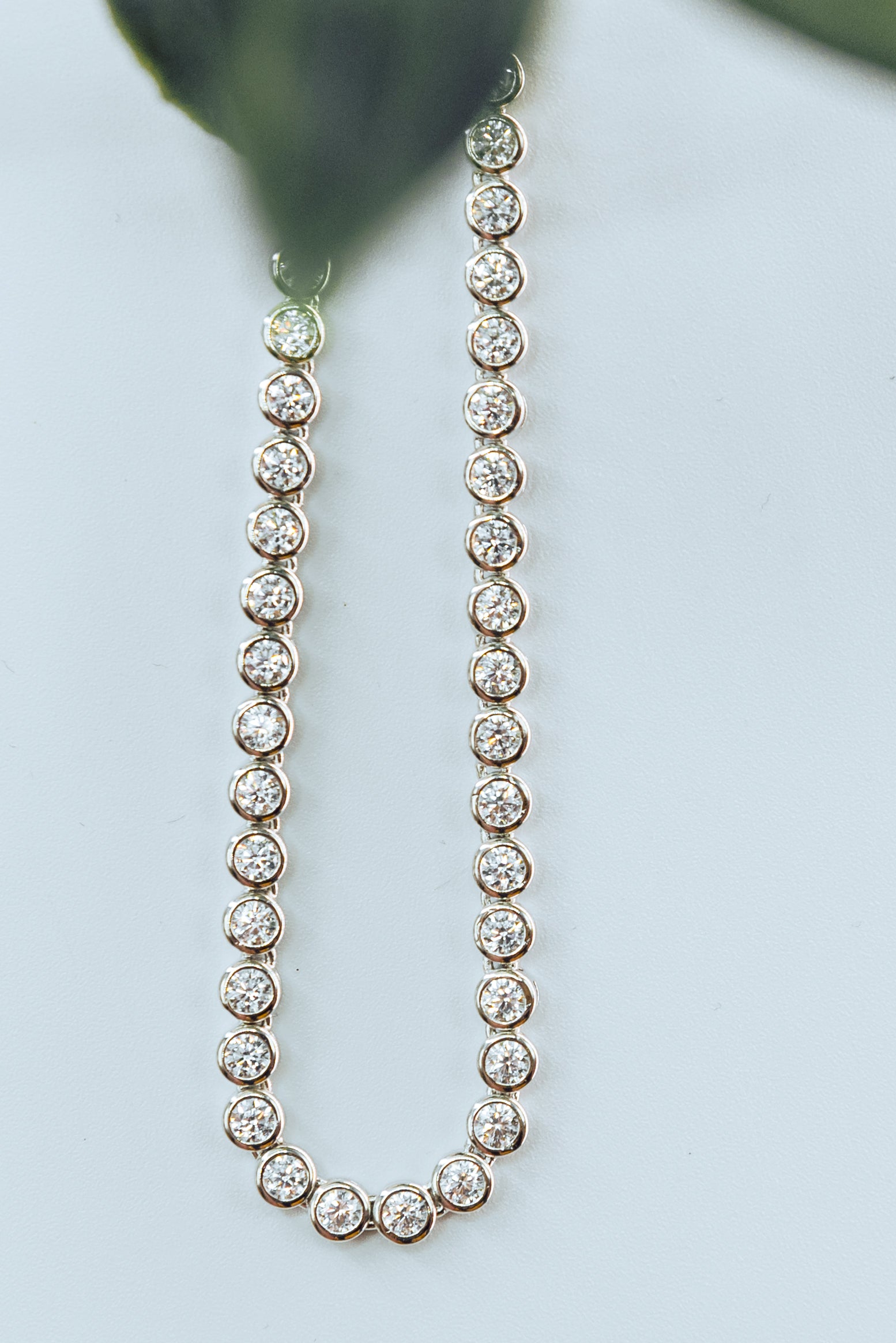 MB Tennis Necklace Aura
