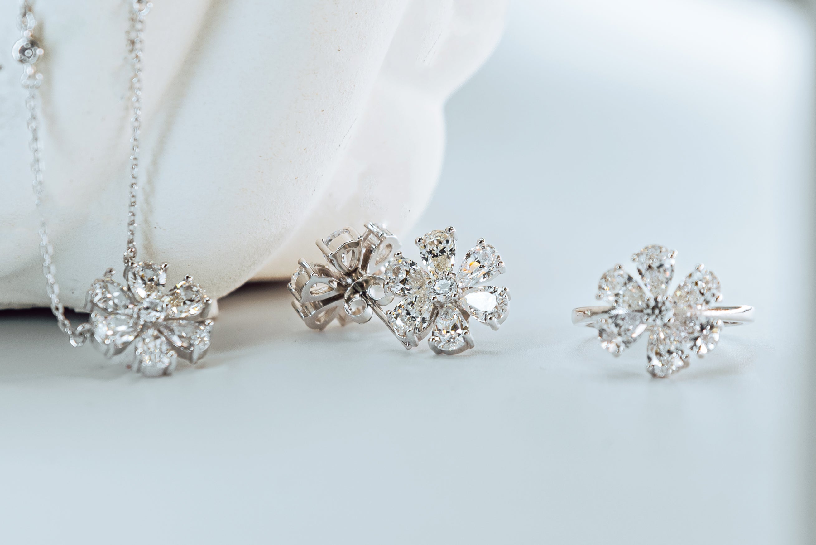 MB Crystal Flower Set