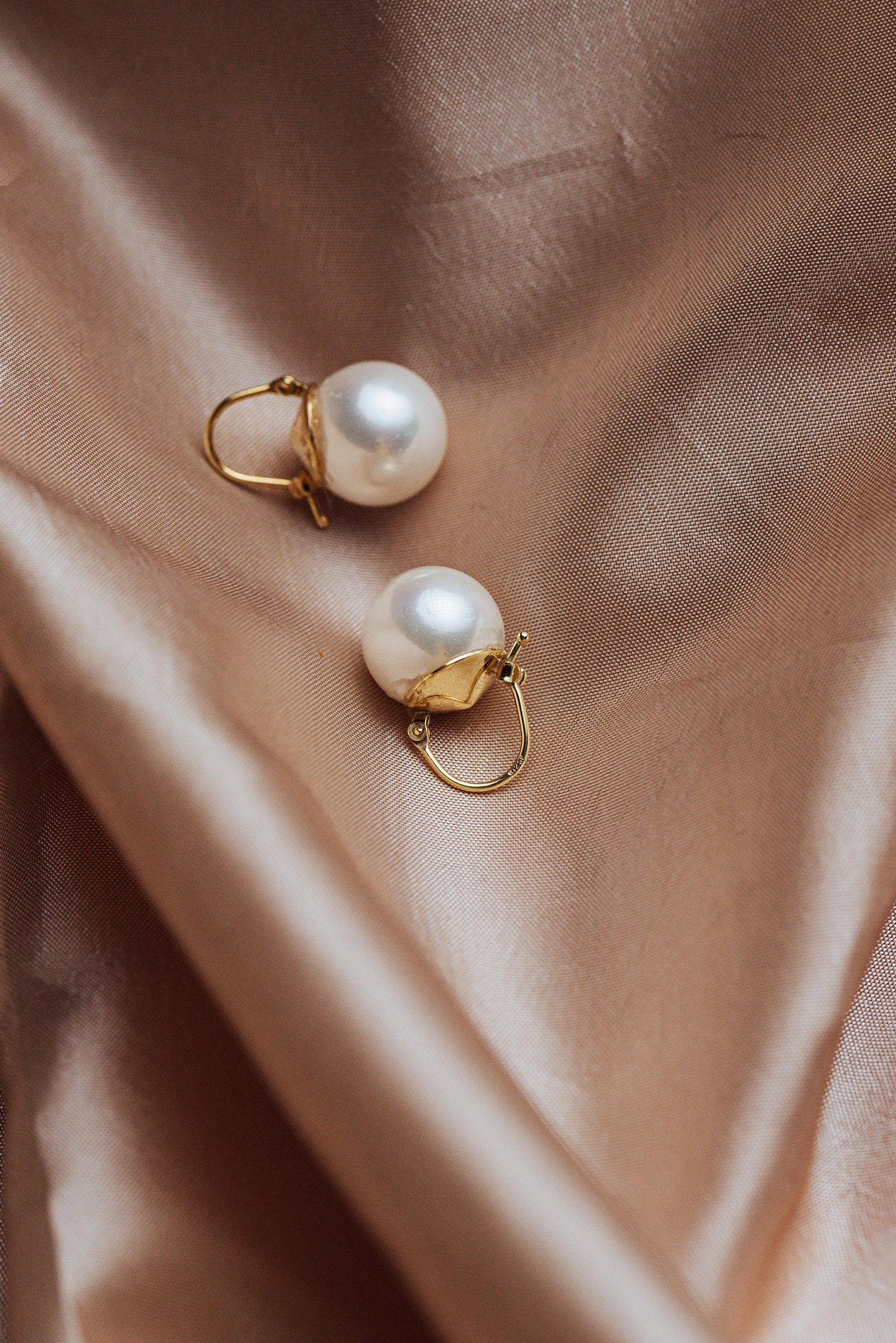 MB Pearl Earrings