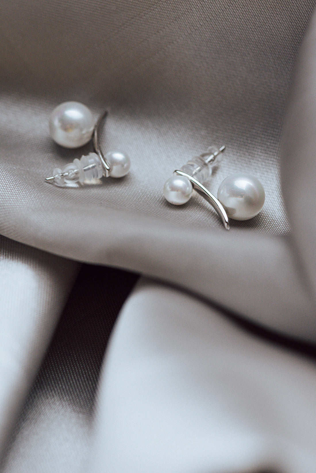 MB Pearl Earrings