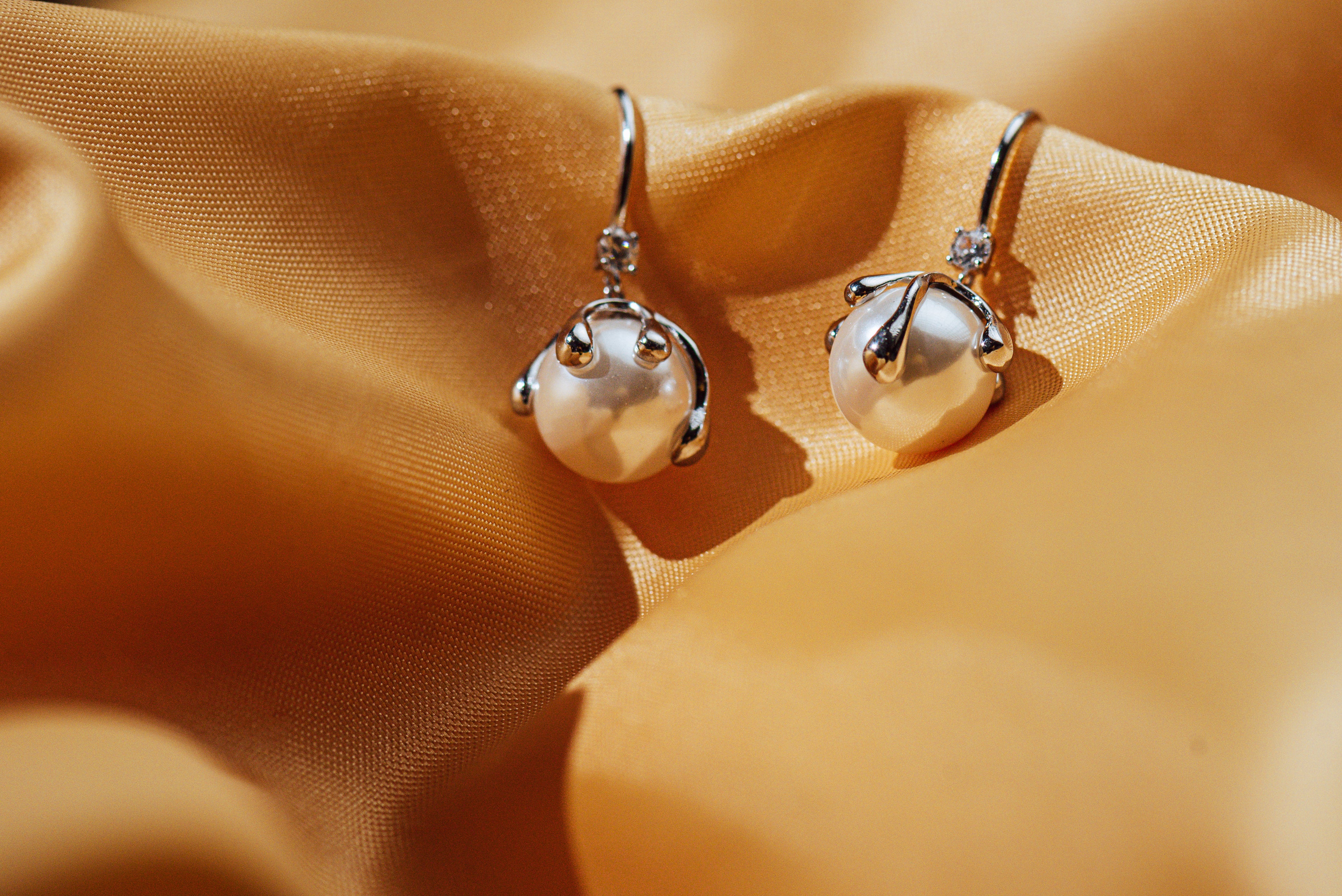 MB Pearl Earrings