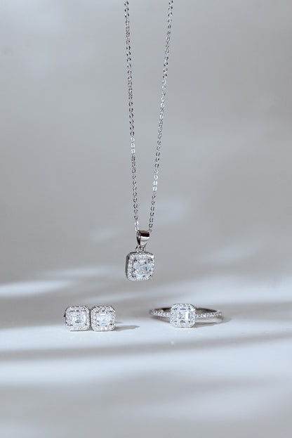 MB Crystal Minimal Necklace Set